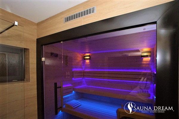 Barevné osvětlení sauny 600x400