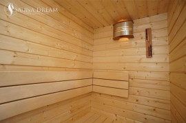 Interiér saunové kabiny výbava Comfort- finský smrk a africká vrba abachi